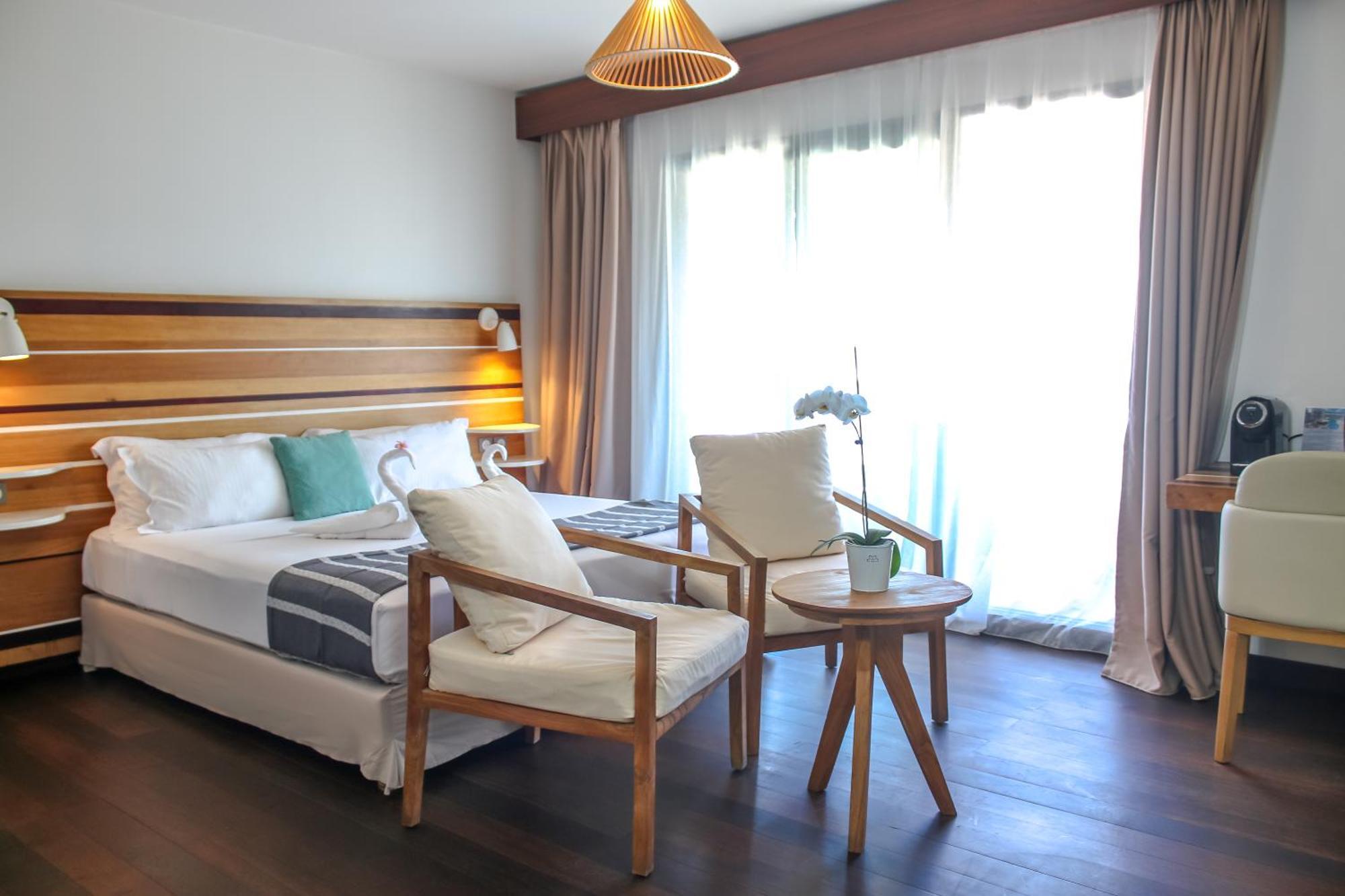 Le Battant Des Lames Hotel Saint Pierre Eksteriør billede