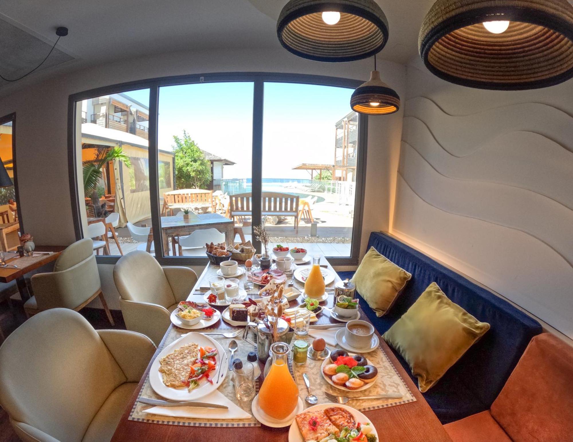 Le Battant Des Lames Hotel Saint Pierre Eksteriør billede